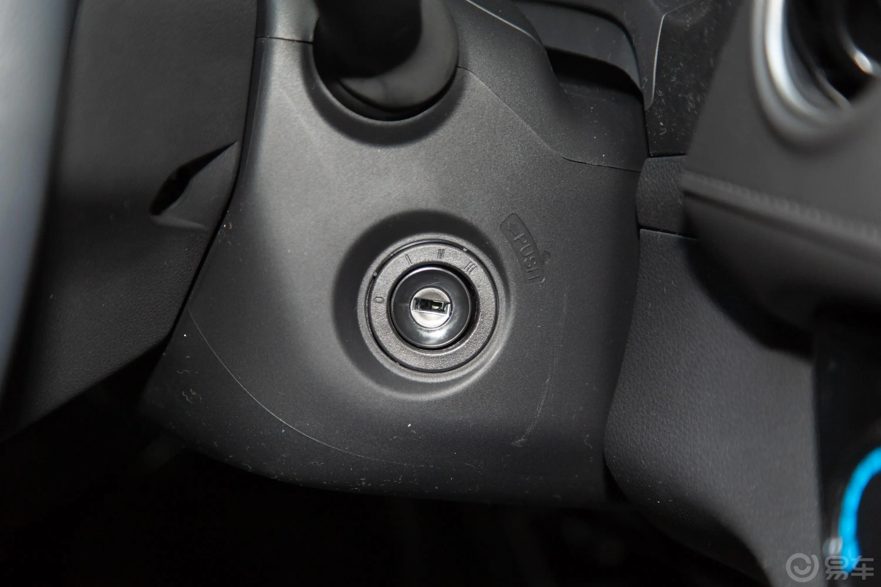本田XR-V1.5L CVT 舒适版 国V钥匙孔或一键启动按键