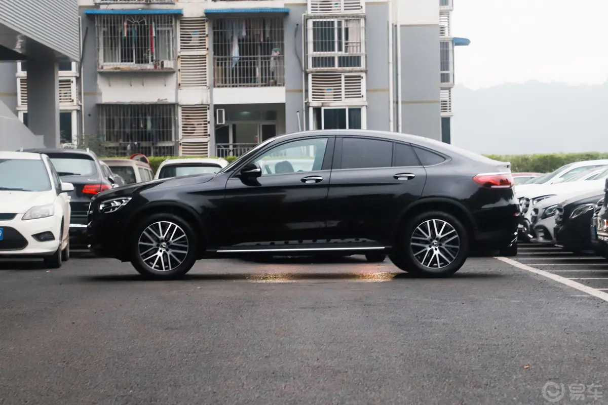 奔驰GLC轿跑GLC 300 4MATIC 轿跑SUV外观