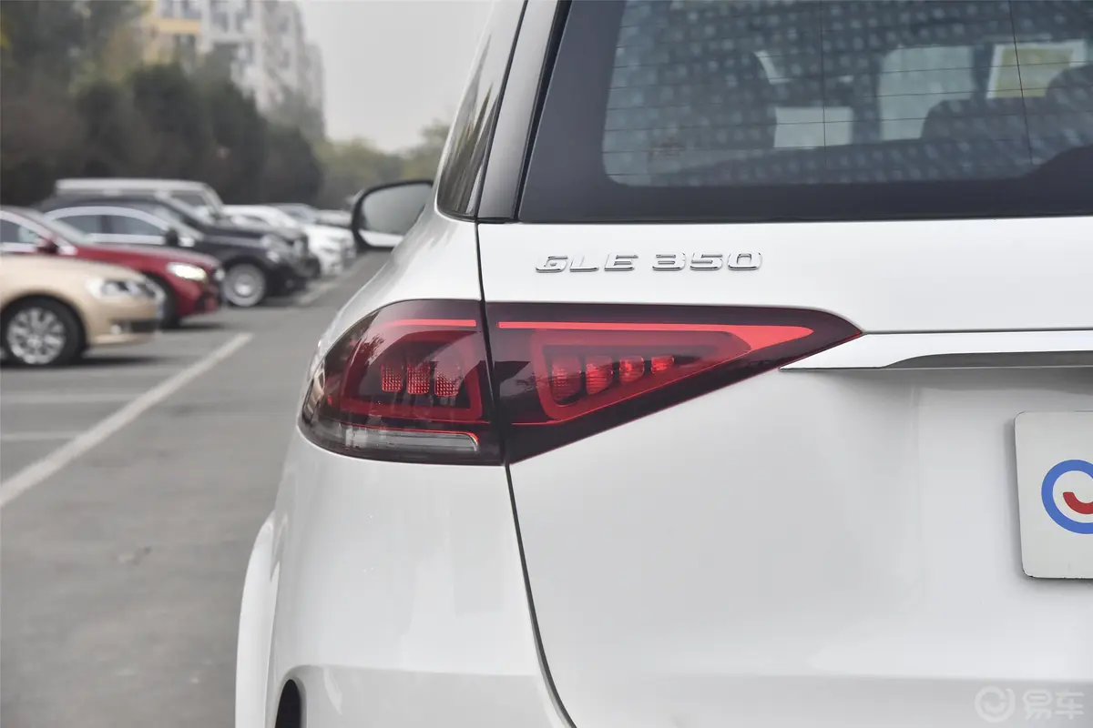 奔驰GLE改款 GLE 350 4MATIC 时尚型外观