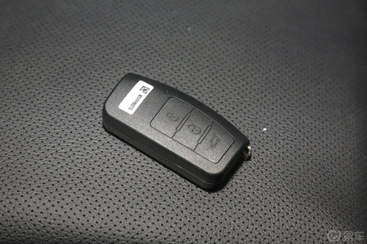 驭胜S3502.0T 手自一体 四驱 豪华天窗版 5座 柴油钥匙正面