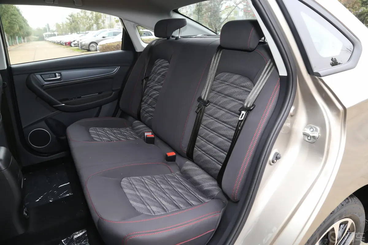 景逸S501.6L 手动 豪华型后排座椅