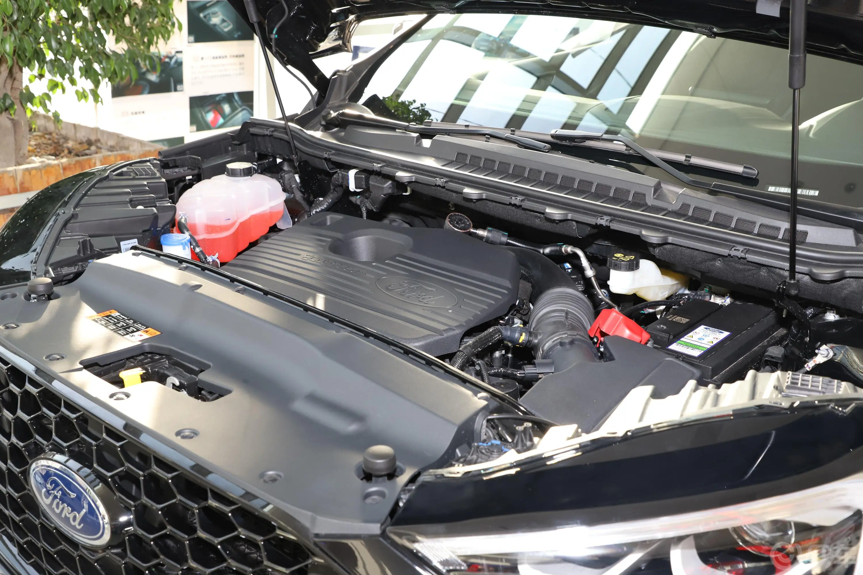 锐界EcoBoost 245 四驱 ST-Line 7座外观