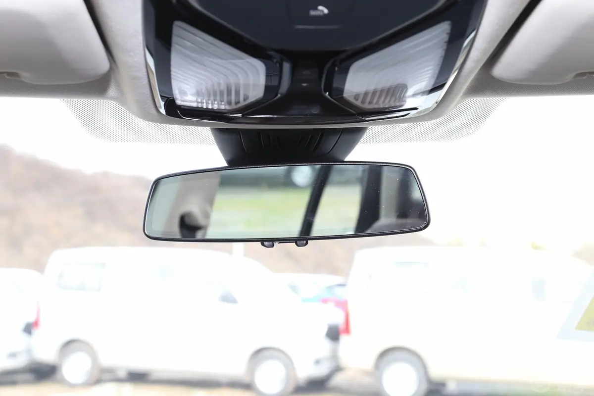 宝马X5(进口)xDrive40i M运动套装内后视镜