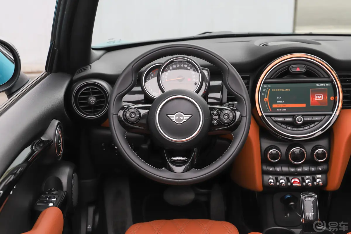 MINI CABRIO1.5T COOPER CABRIO 艺术家内饰