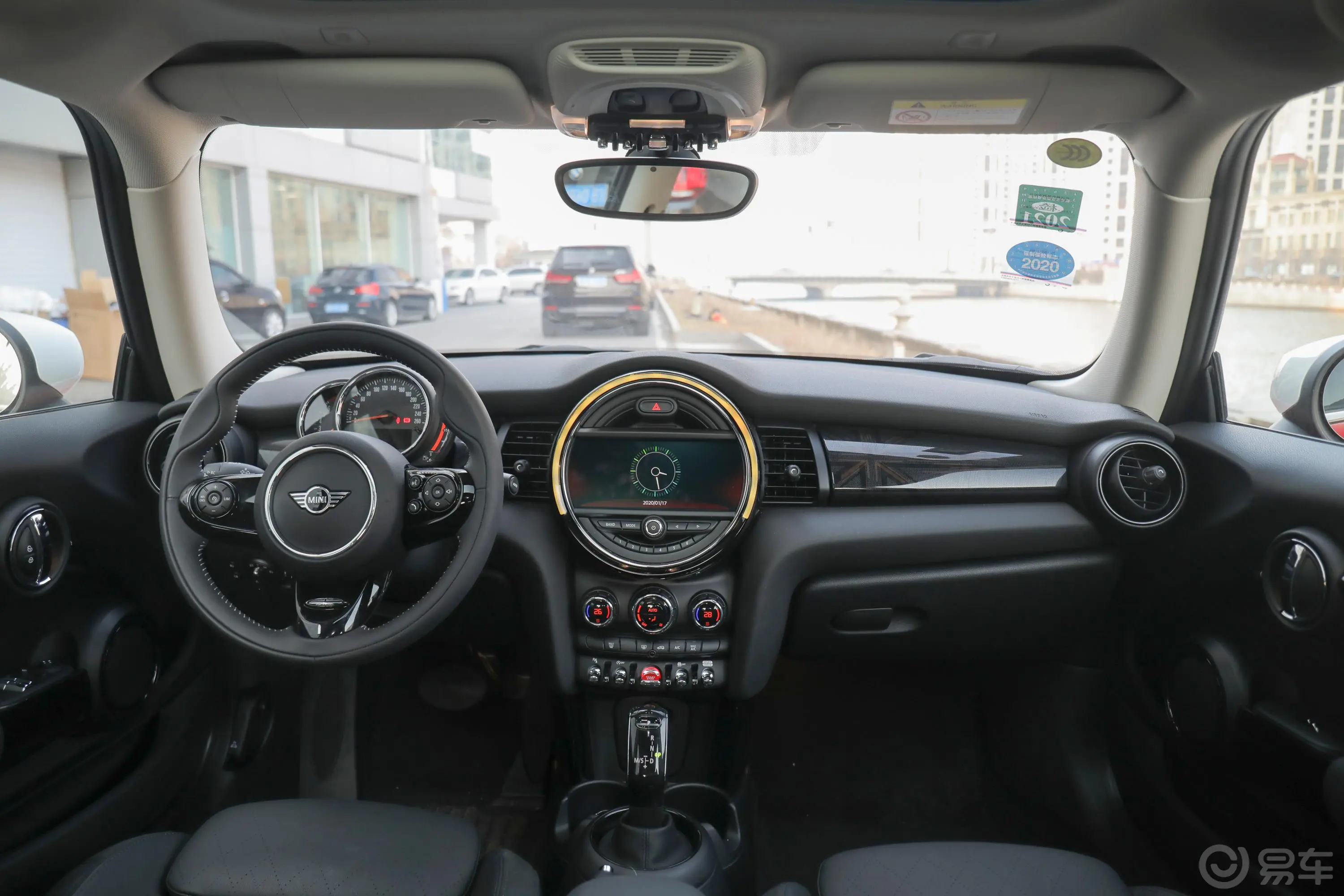 MINI1.5T COOPER 双离合 艺术家 三门版内饰