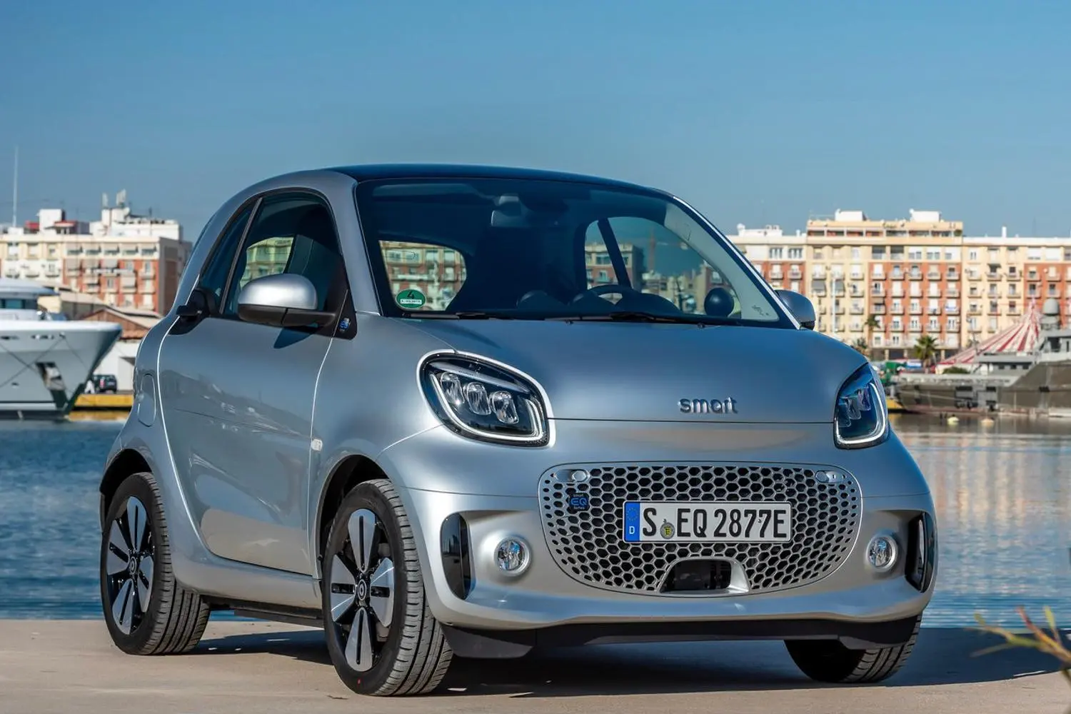 smart fortwo EQ