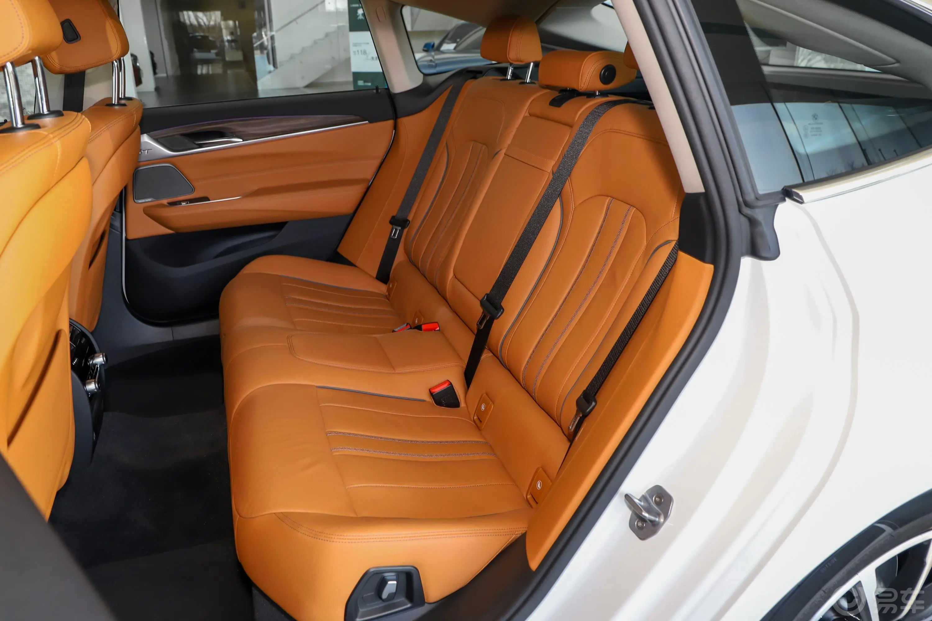 宝马6系GT630i 豪华设计套装后排座椅