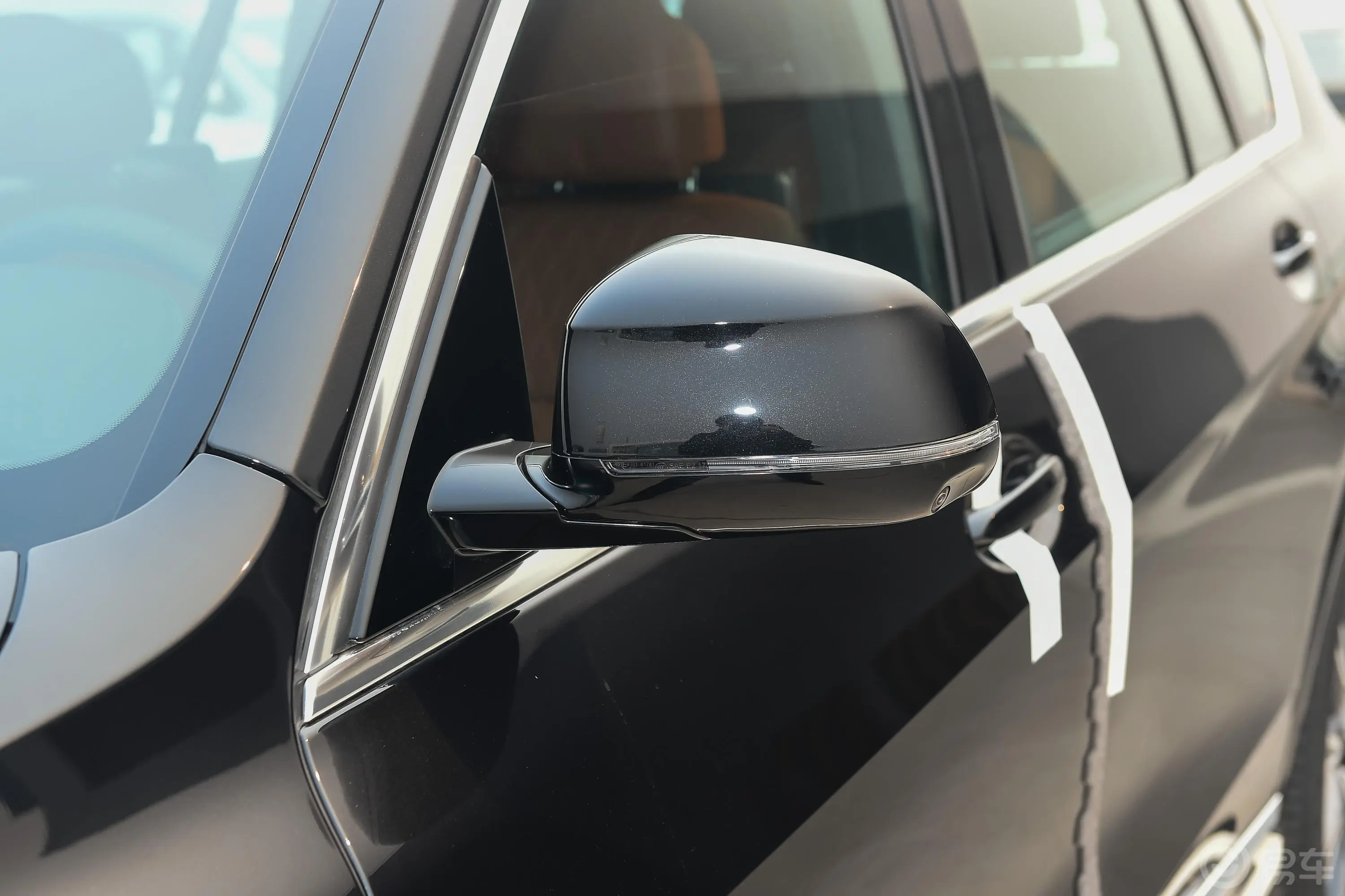 宝马X7xDrive40i 行政型 豪华套装主驾驶后视镜背面
