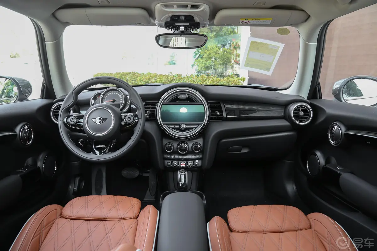 MINI1.5T COOPER 双离合 绝配限量版内饰全景正拍