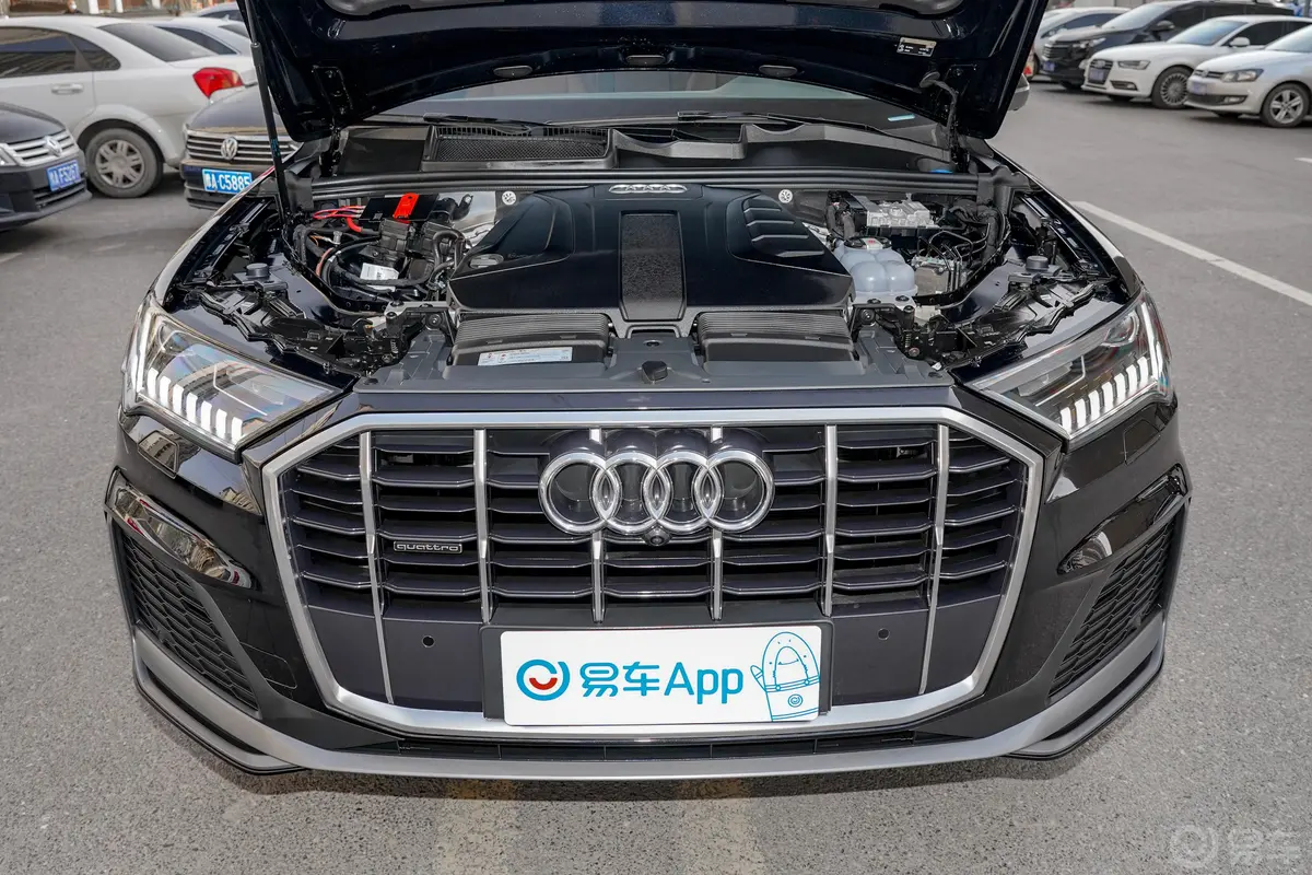 奥迪Q745 TFSI quattro 致享专享版外观