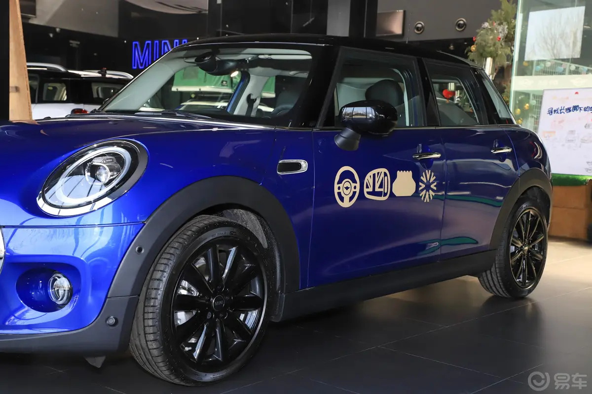 MINI1.5T COOPER 经典派外观