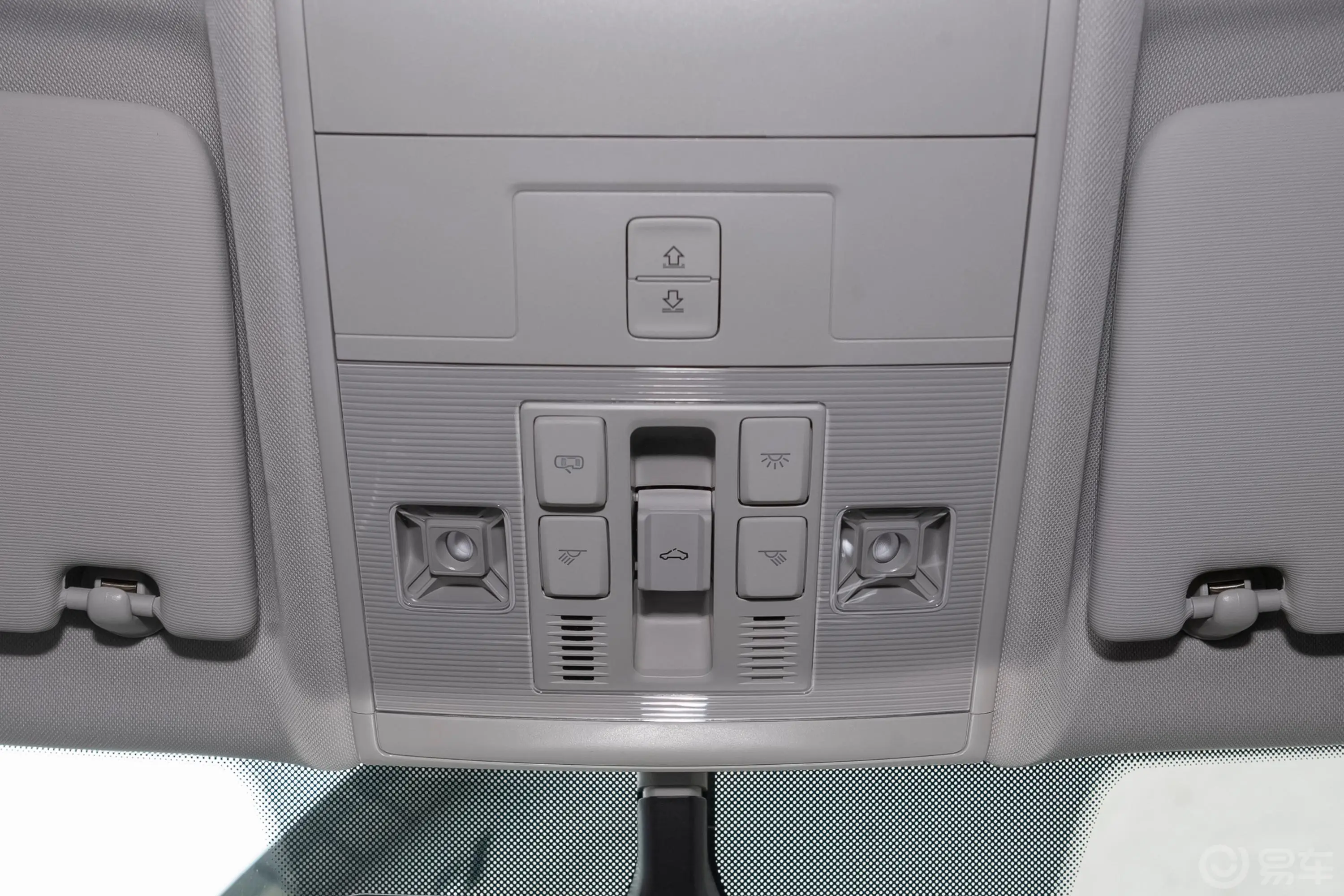 途观L改款 330TSI 双离合 两驱 全景舒适版 国VI内饰