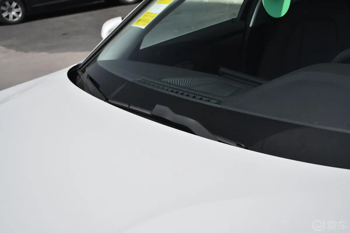 宝马3系改款 325Li xDrive M运动套装雨刷器