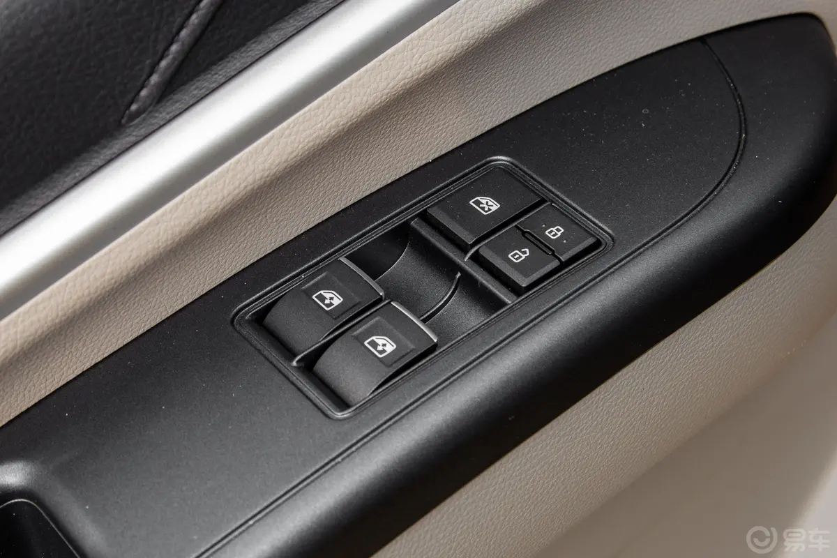 菱智M5 EV舒适型 5座车窗调节整体