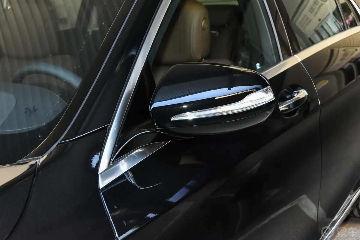 奔驰S级S 350 L 商务型 臻藏版主驾驶后视镜背面