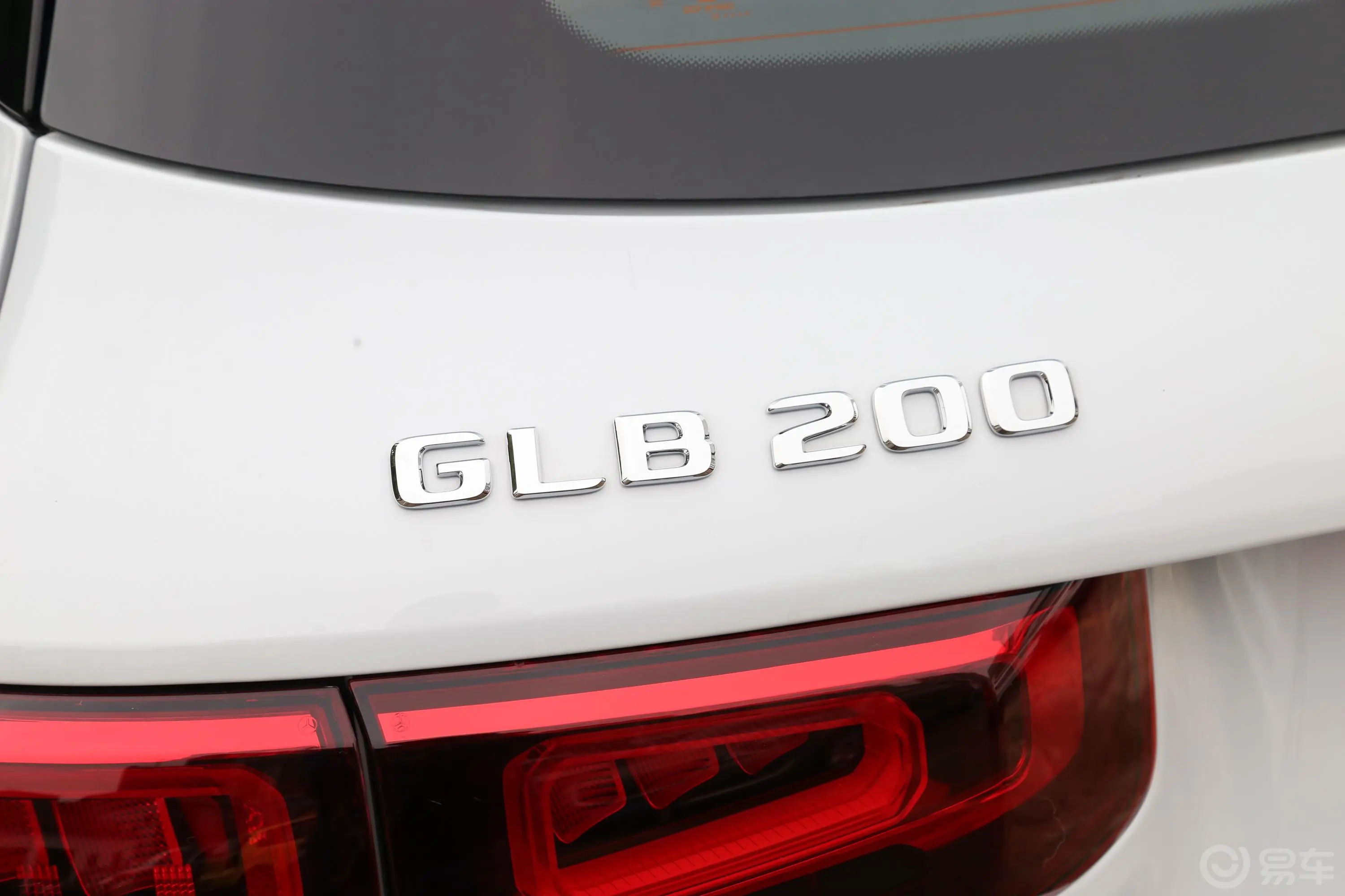 奔驰GLB改款 GLB 200 时尚型外观