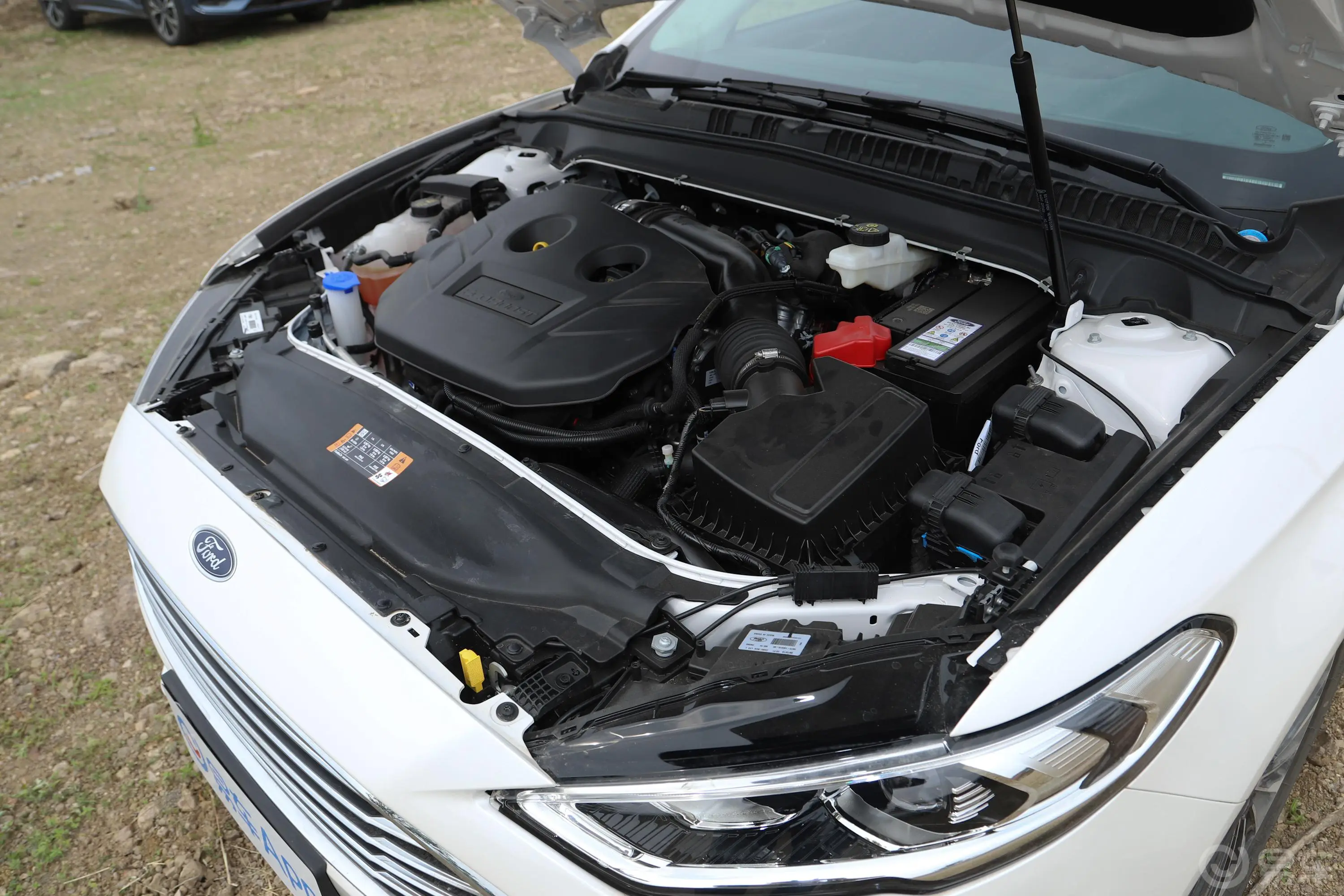 蒙迪欧EcoBoost 200 豪华型外观