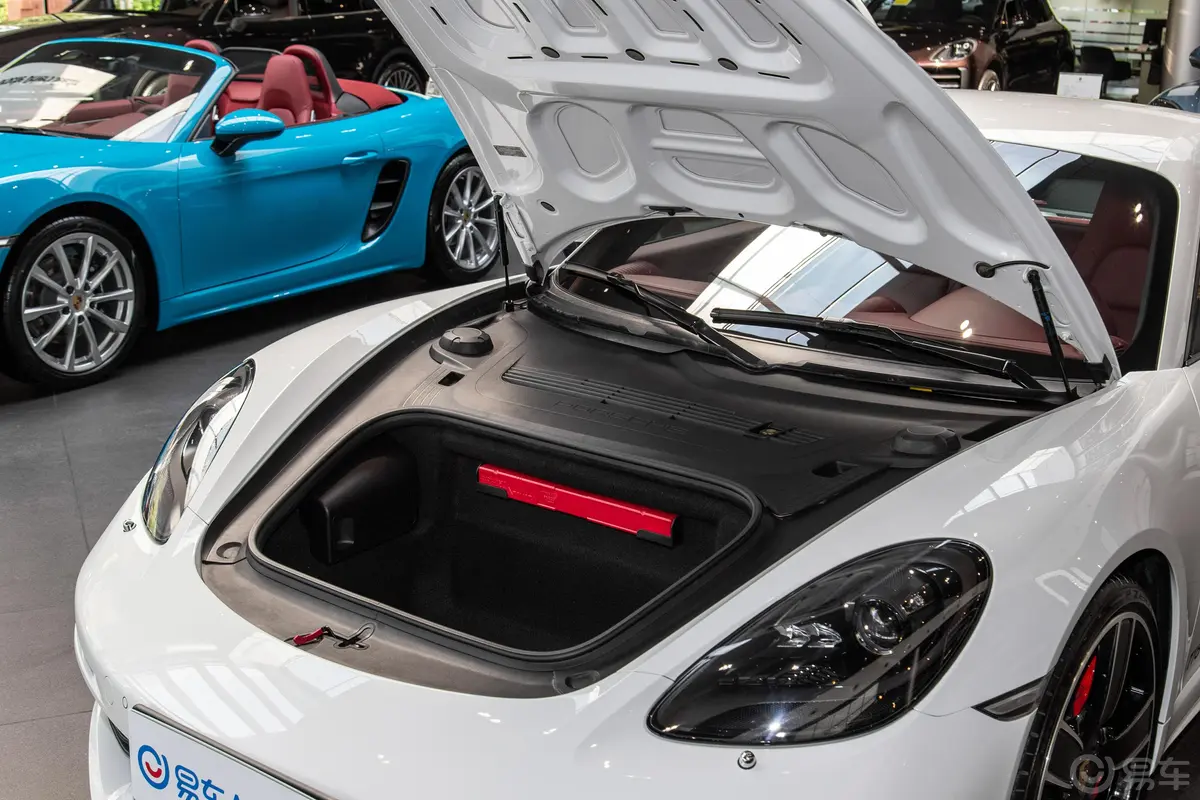 保时捷718Cayman S 2.5T外观