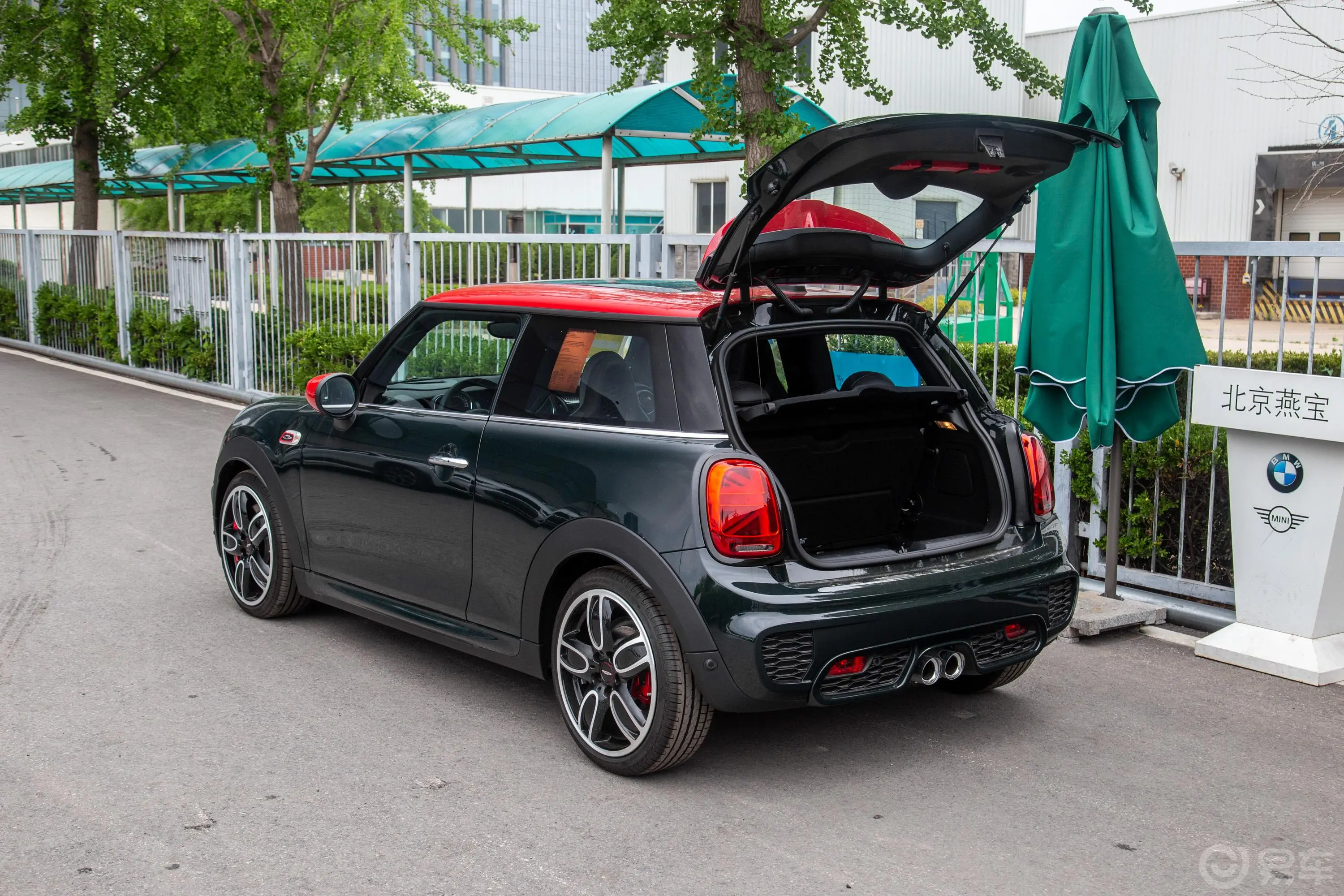 MINI JCW2.0T ALL-IN空间