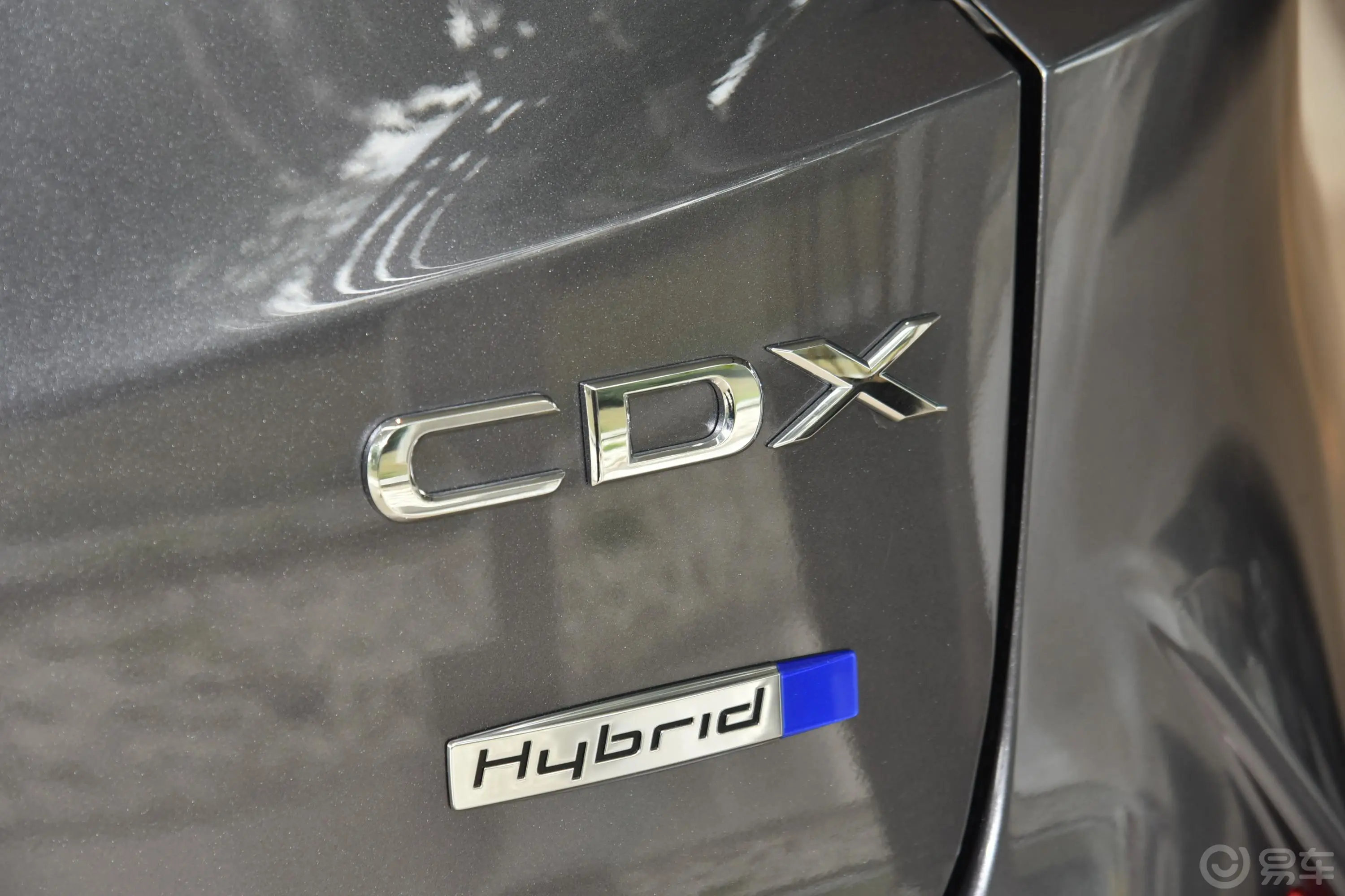 讴歌CDXSport Hybrid 2.0L 两驱 创享版外观