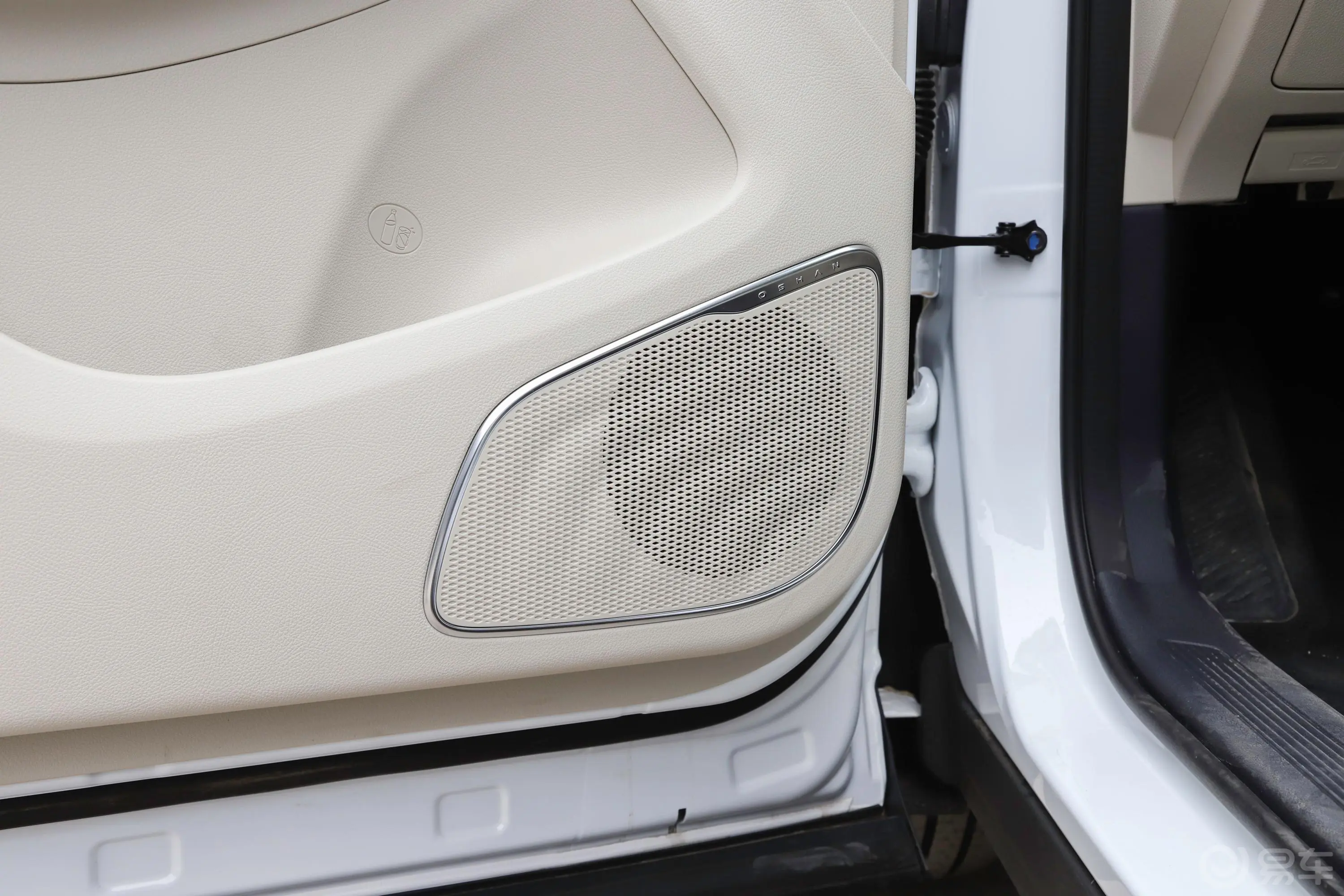 长安欧尚X7 EV领航型音响和品牌