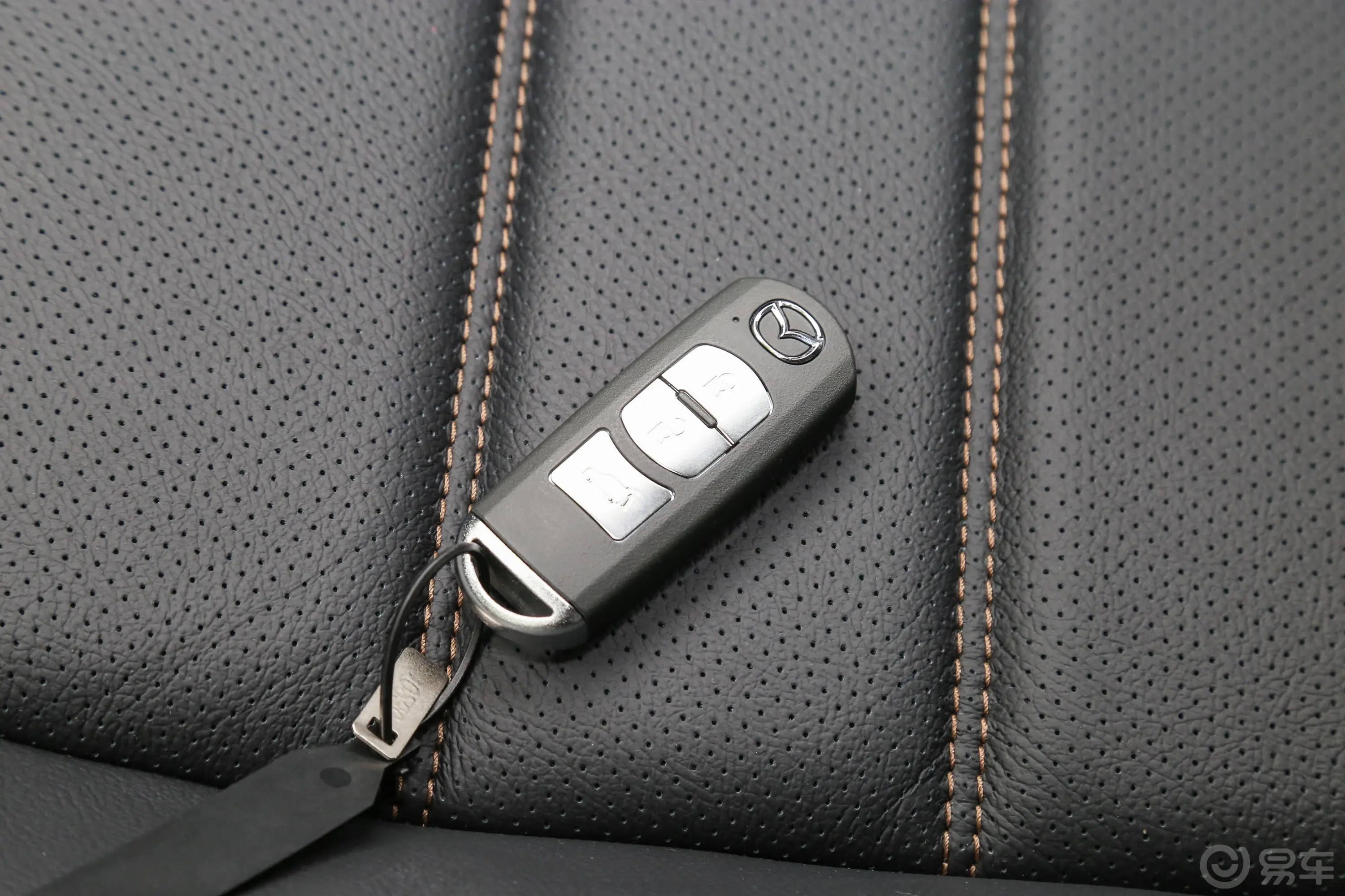 马自达CX-5改款 2.0L 手自一体 两驱 智尊型钥匙正面