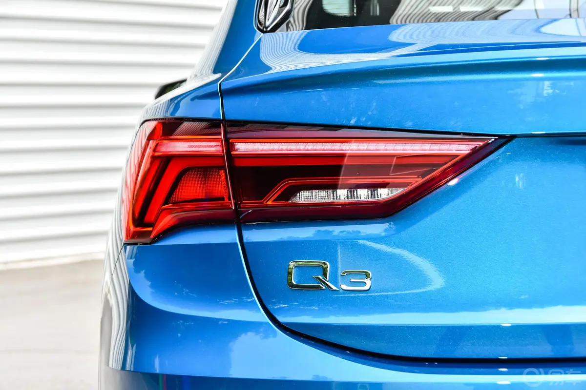 奥迪Q3 Sportback45 TFSI quattro 时尚型外观