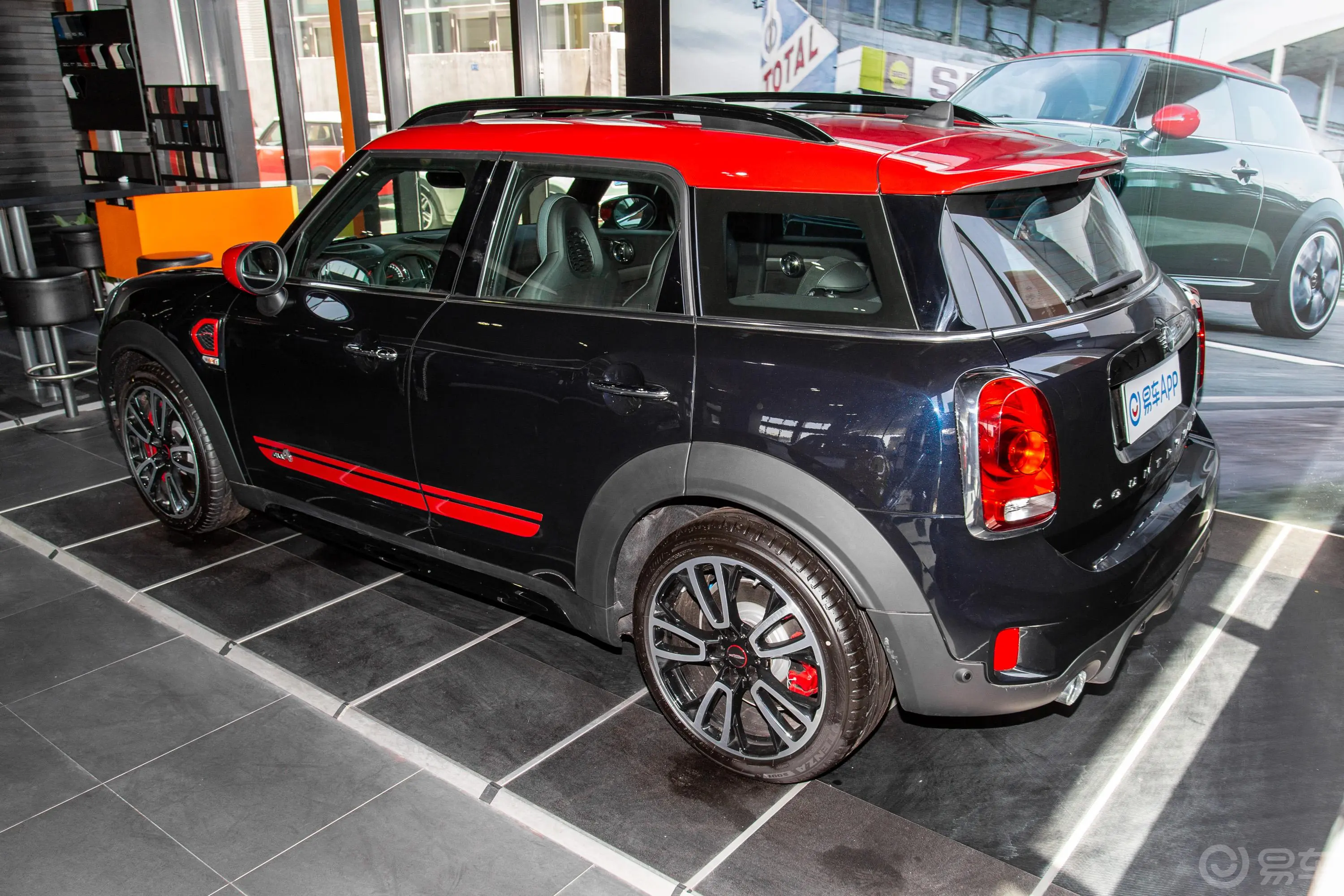 MINI JCW COUNTRYMAN2.0T ALL-IN外观