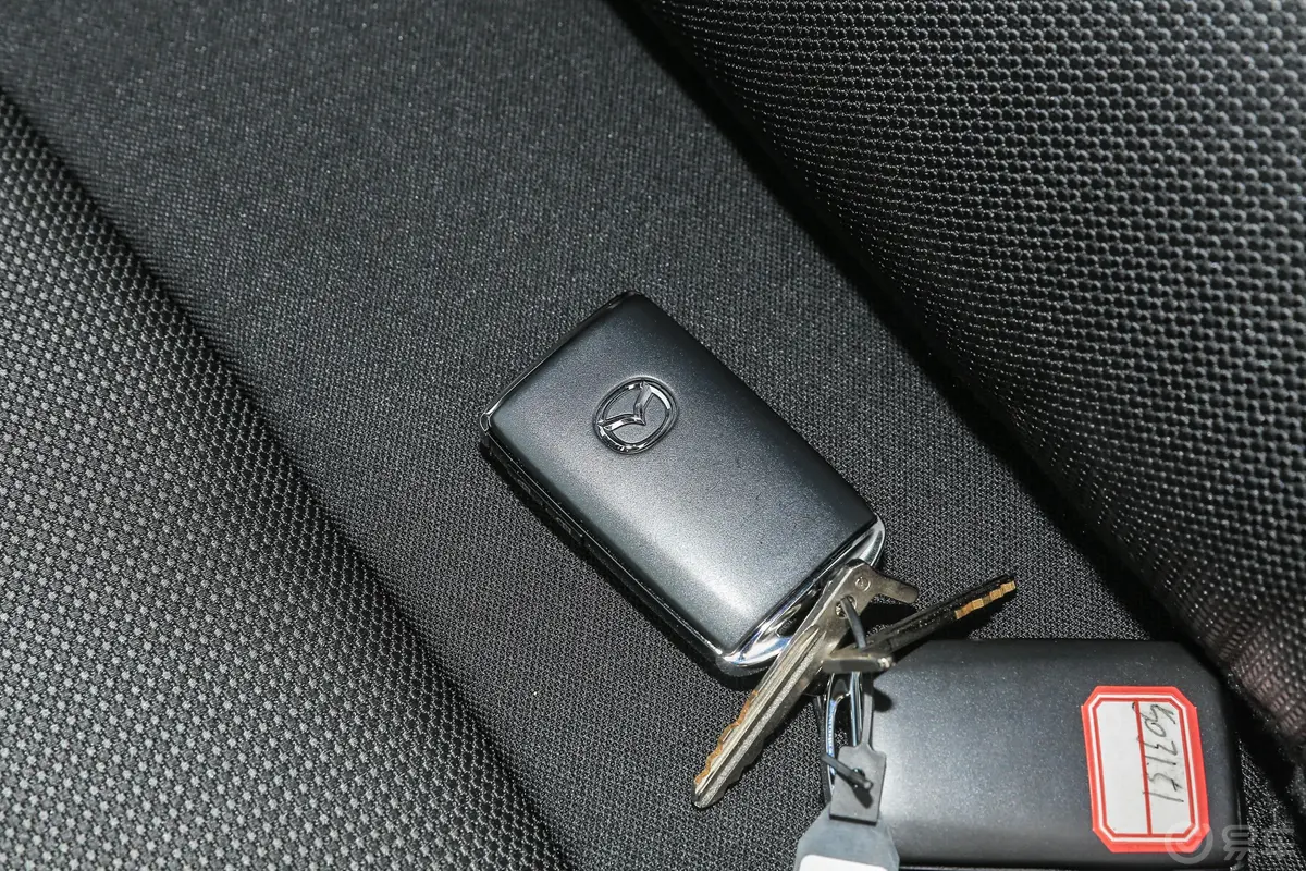 马自达CX-302.0L 手自一体 尚悦型钥匙正面