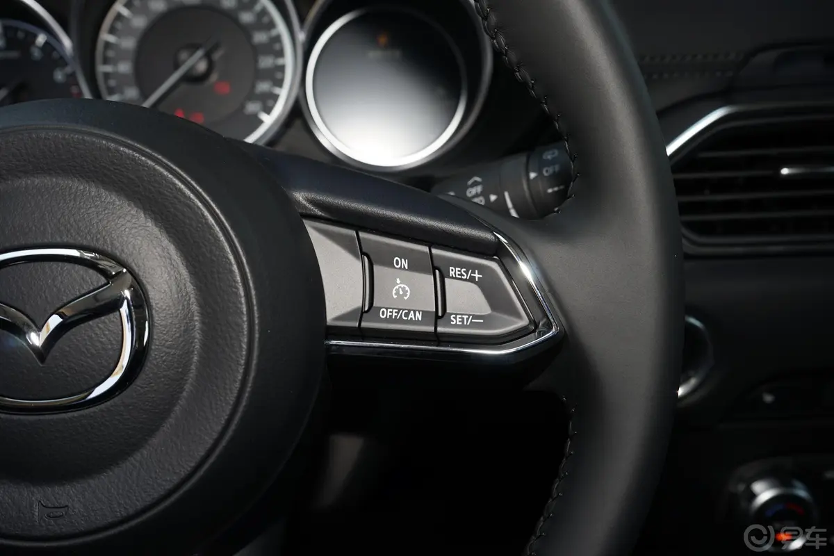 马自达CX-5改款 2.5L 手自一体 两驱 智尊型右侧方向盘功能按键