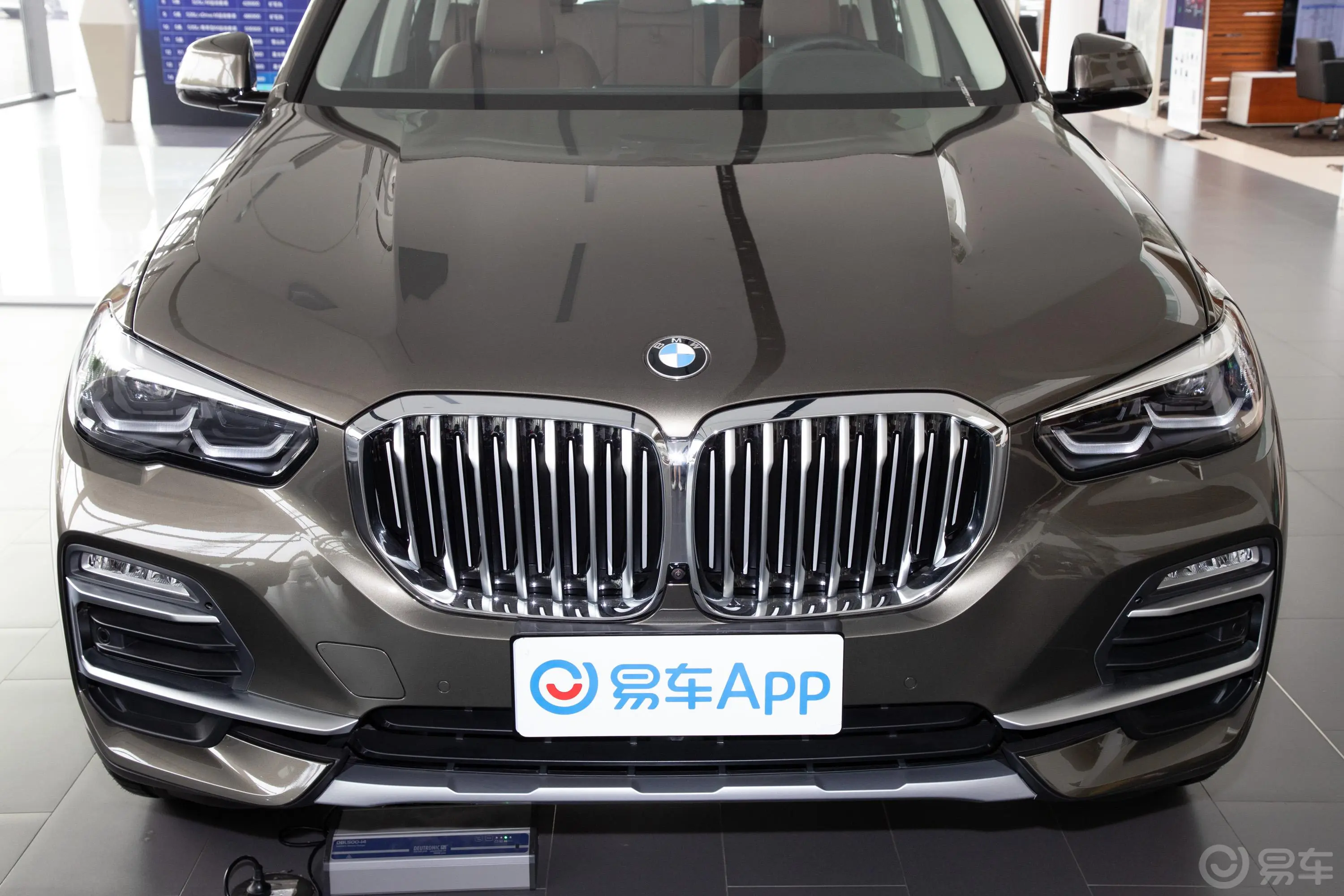 宝马X5(进口)xDrive30i X设计套装外观