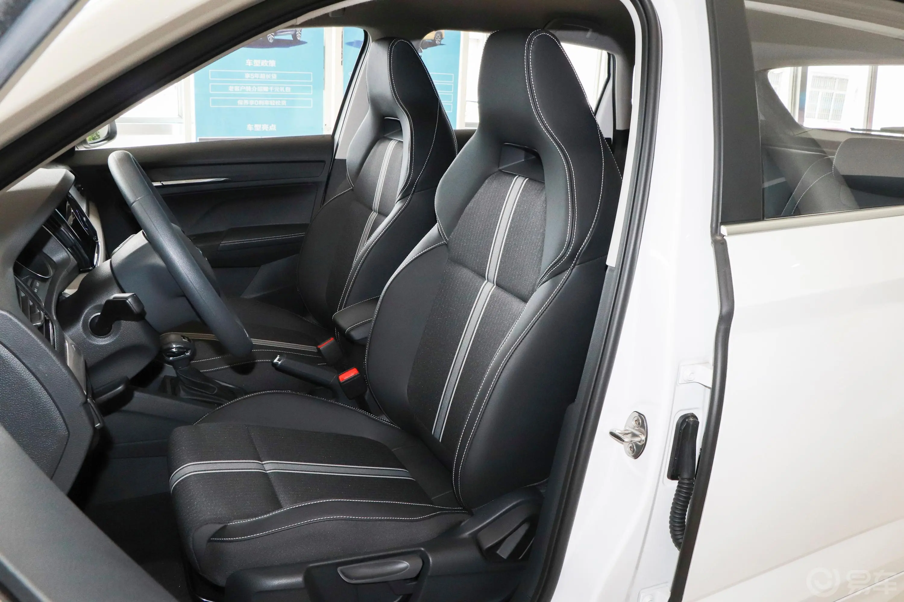 柯米克改款 GT 1.5L 手自一体 舒适版驾驶员座椅