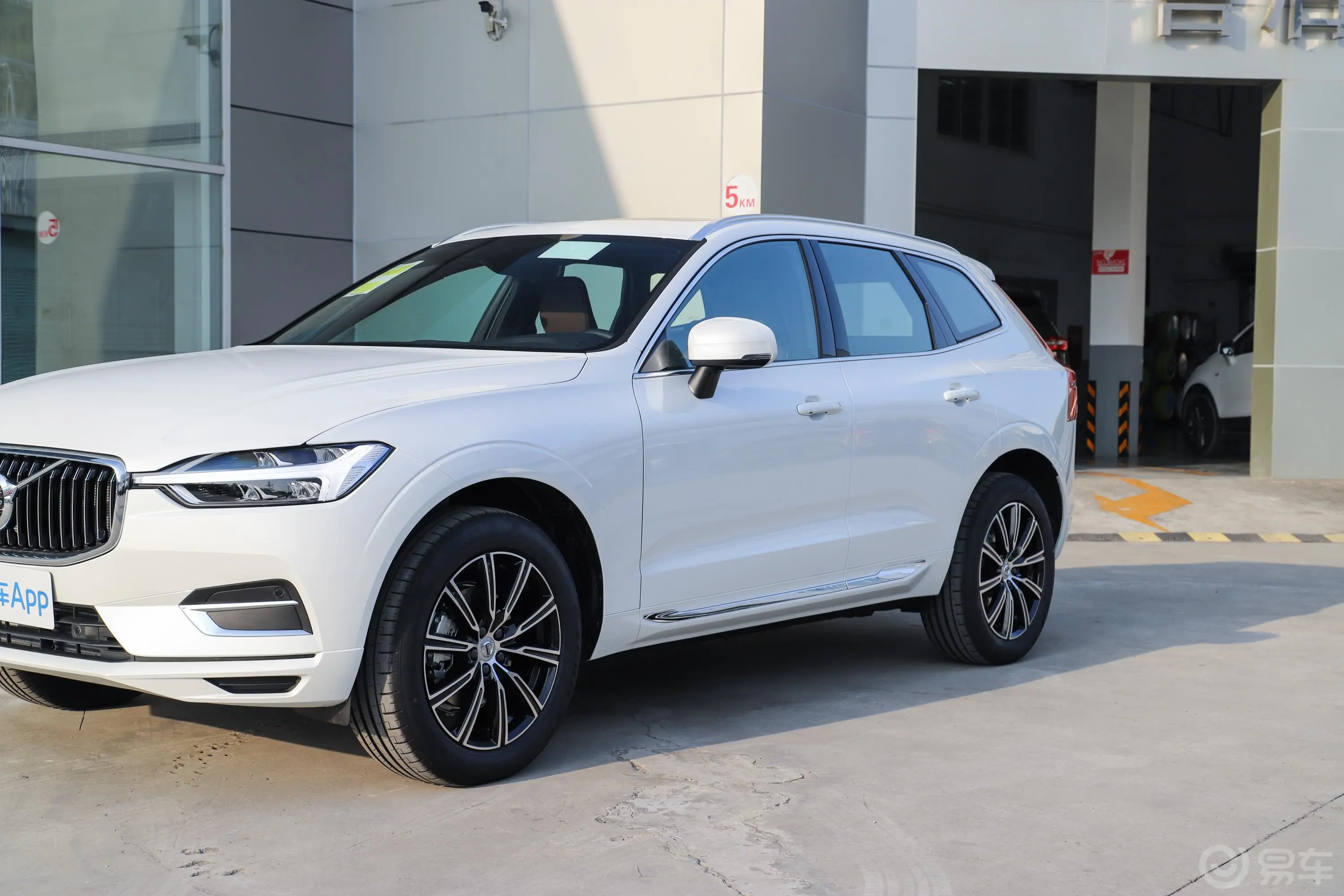 沃尔沃XC60T5 四驱 智远豪华版外观