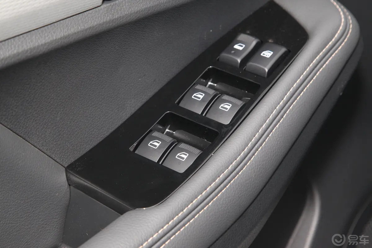 瑞迈S改款 加长版 2.5T 手动两驱领航版 柴油 国VI车窗调节整体