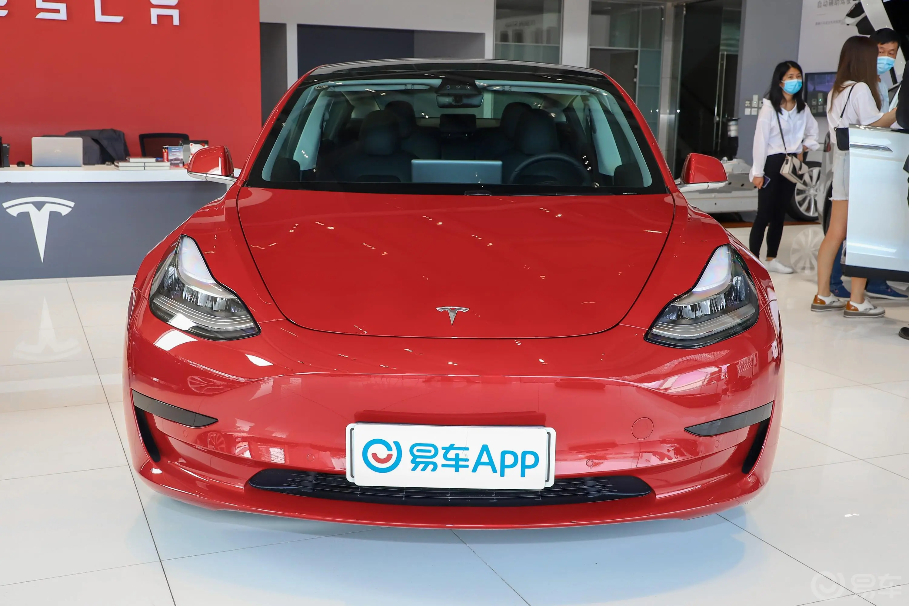 Model 3标准续航后轮驱动升级版外观