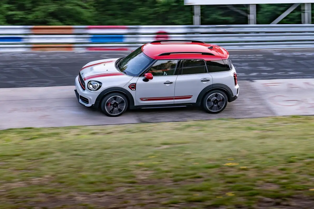 MINI JCW COUNTRYMAN