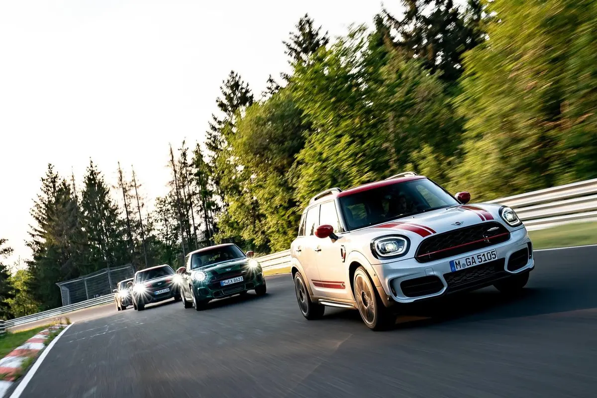 MINI JCW COUNTRYMAN