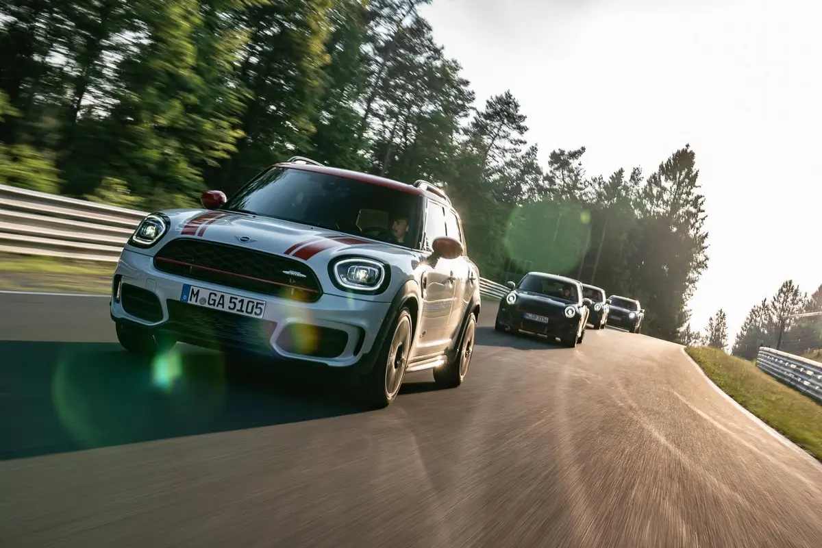 MINI JCW COUNTRYMAN