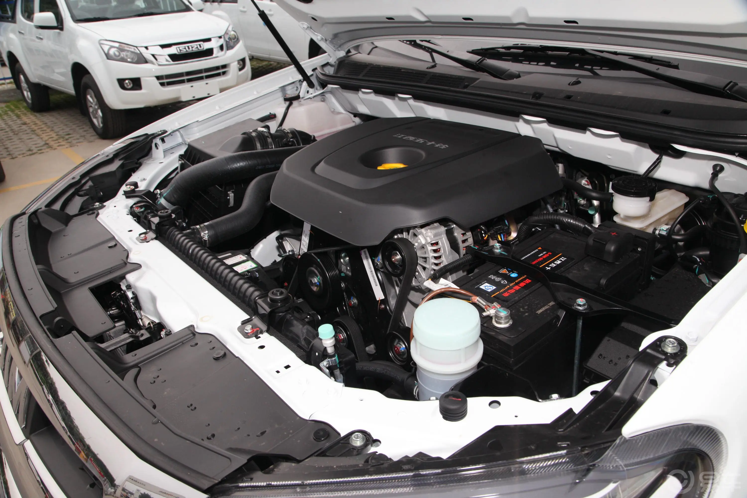瑞迈S改款 加长版 2.5T 手动四驱领航版 柴油 国VI动力底盘
