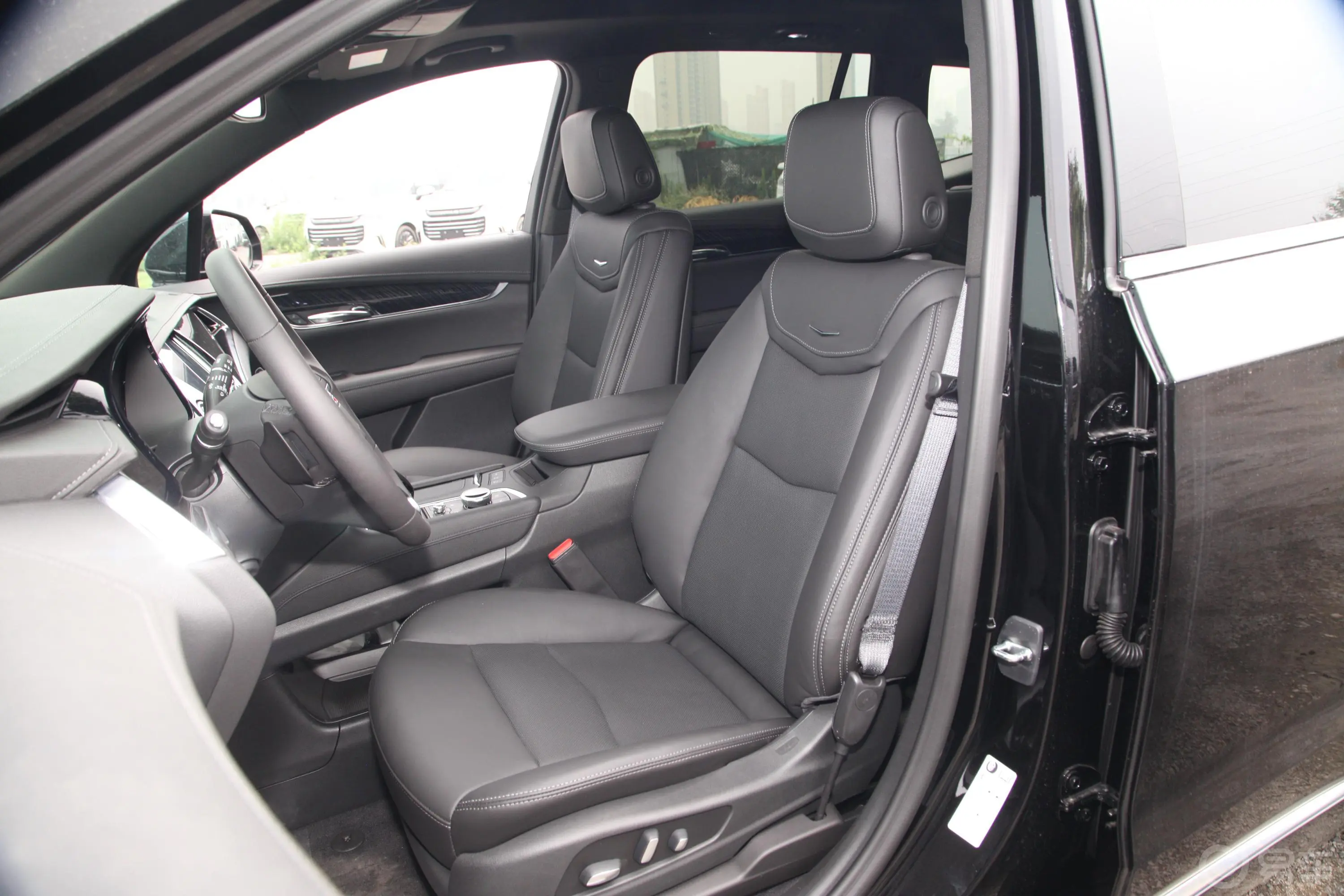 凯迪拉克XT6改款 28T 四驱 豪华型 7座驾驶员座椅