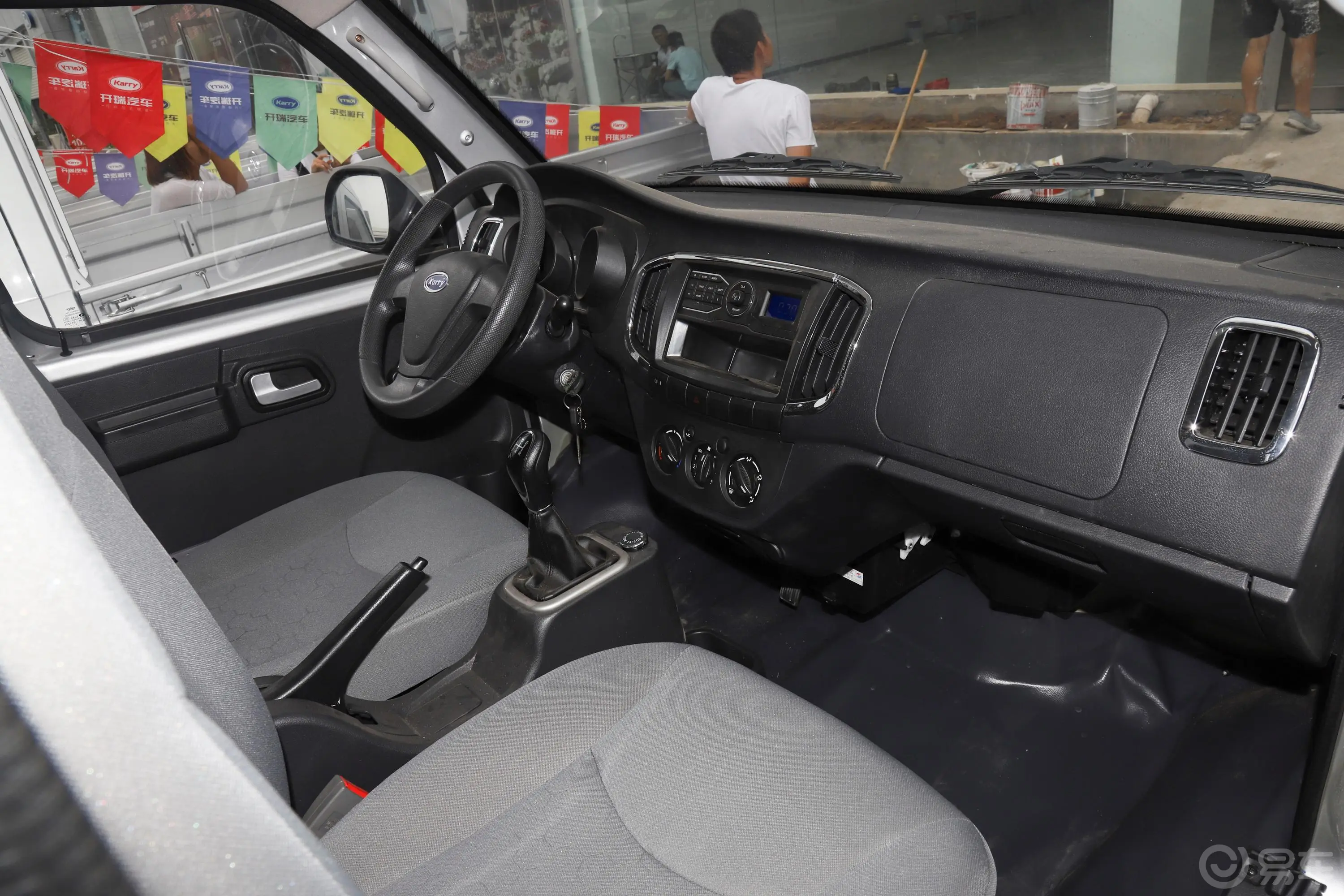 优劲T72L微货Z系 厢货 1.5L 手动 单排致富型(空调) 国VI驾驶员座椅