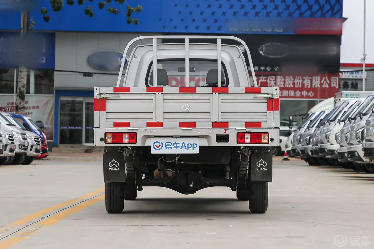 新豹T3载货汽车N1 1.5L 单排单后轮 标准版（4.75米） SC1031TMD6A1 汽油 国VI正后水平