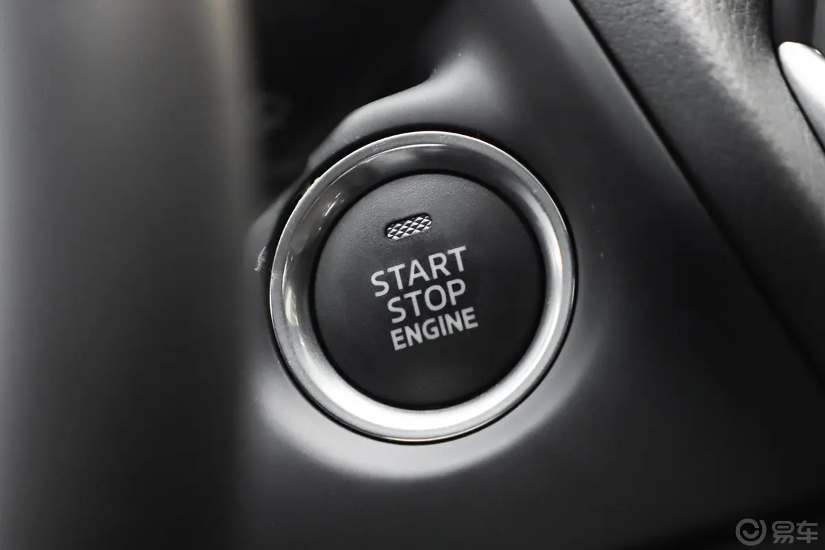 马自达CX-42.0L 手自一体 两驱 蓝天品位版钥匙孔或一键启动按键