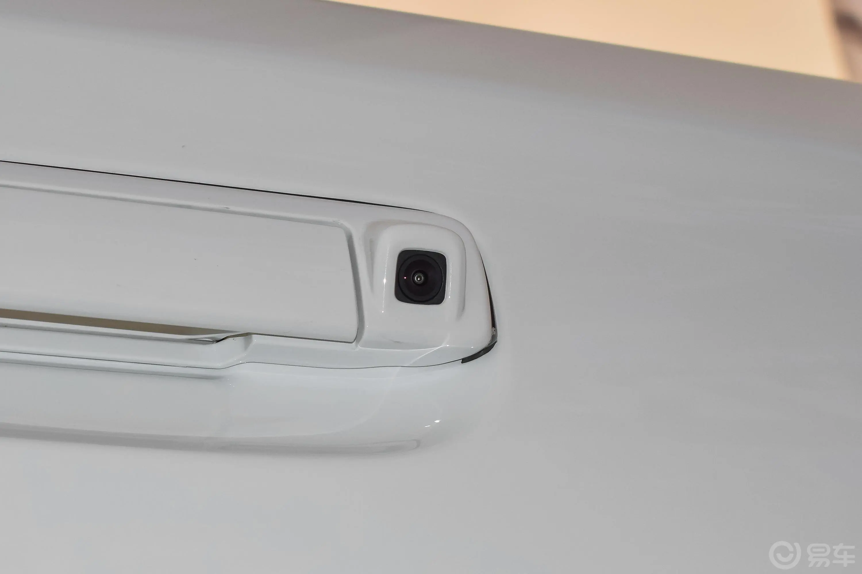 瑞迈S标轴版 2.5T 手动 四驱 旗舰版 柴油 国VI外观细节