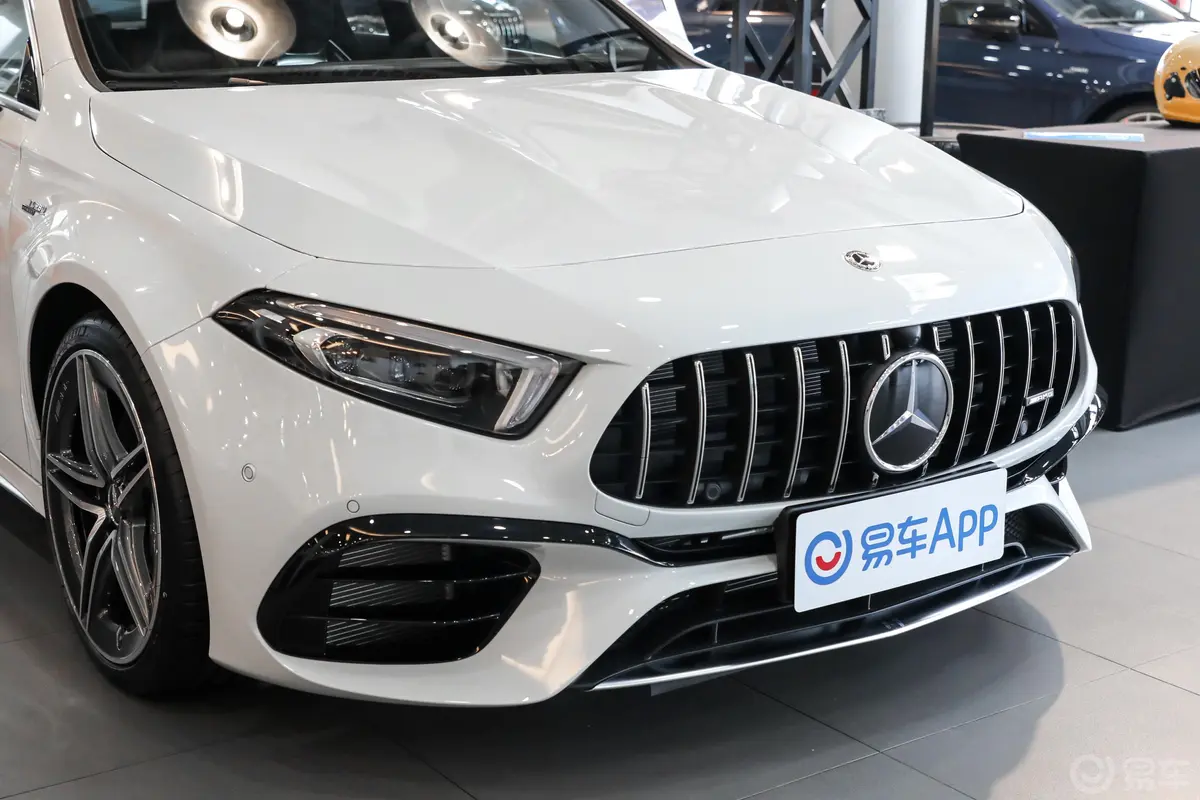 奔驰A级 AMG(进口)AMG A 45 4MATIC+外观