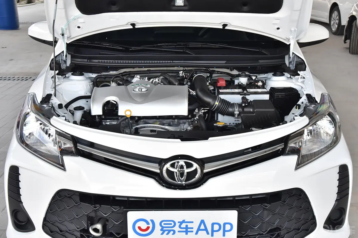 威驰FS1.5L CVT 锋驰版发动机舱整体