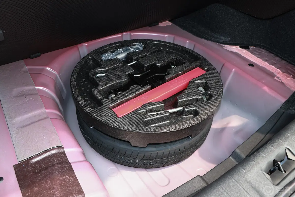 轩逸1.6XL CVT 智享版随车工具