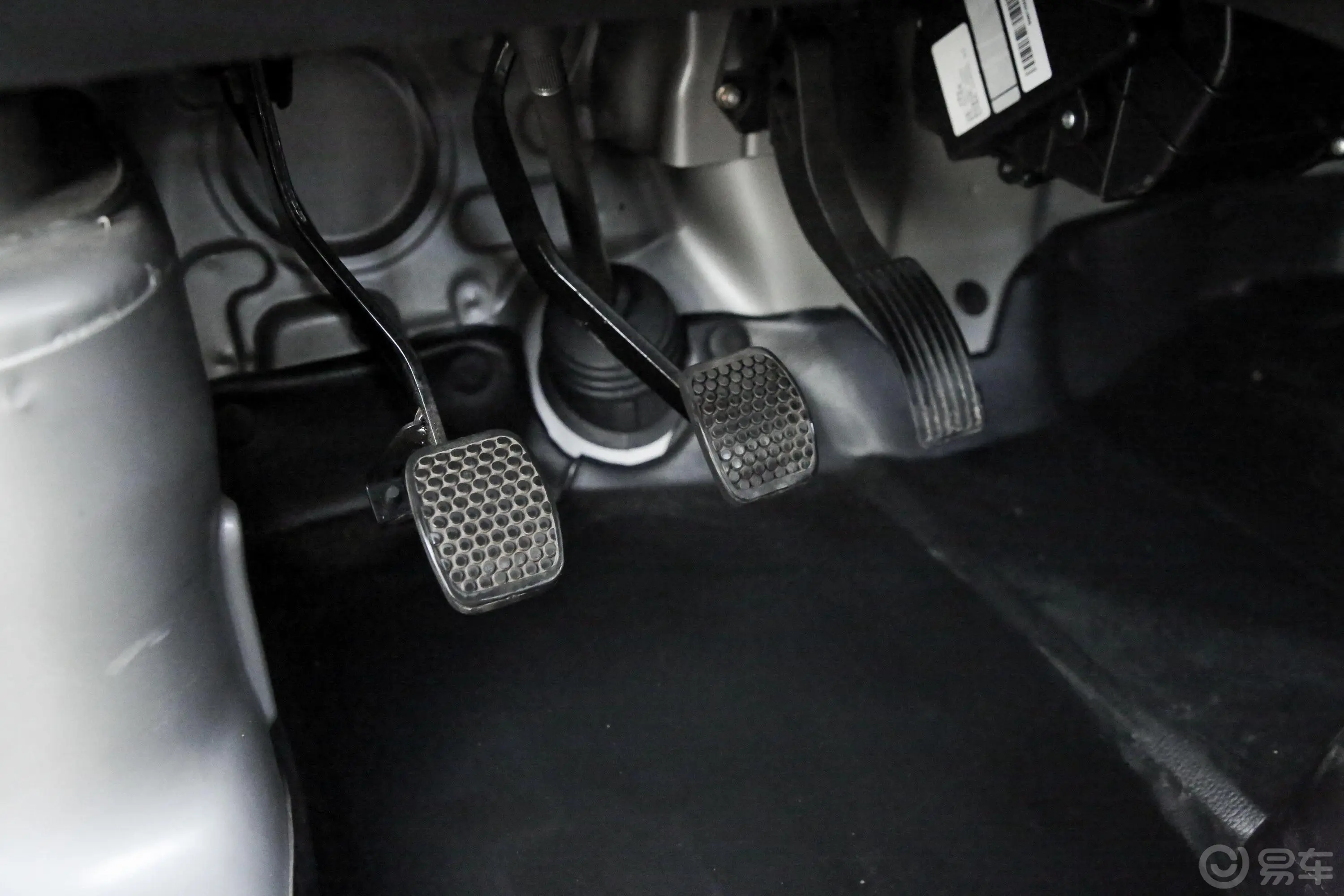 跨越王X1载货汽车N1 1.2L 单排单后轮 舒适版 SC1031XND6B1 汽油 国VI脚踏板
