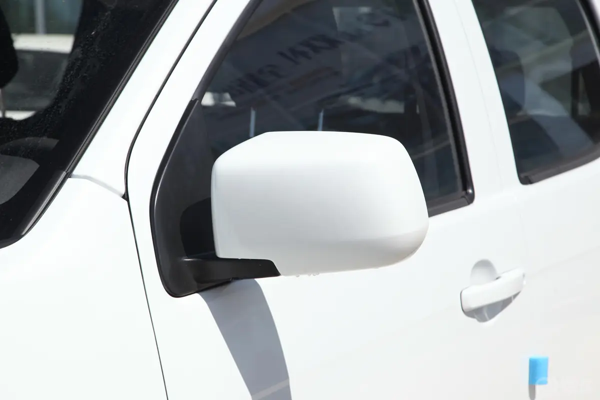 瑞迈2.4T 手动 两驱 长轴舒适版 汽油主驾驶后视镜背面