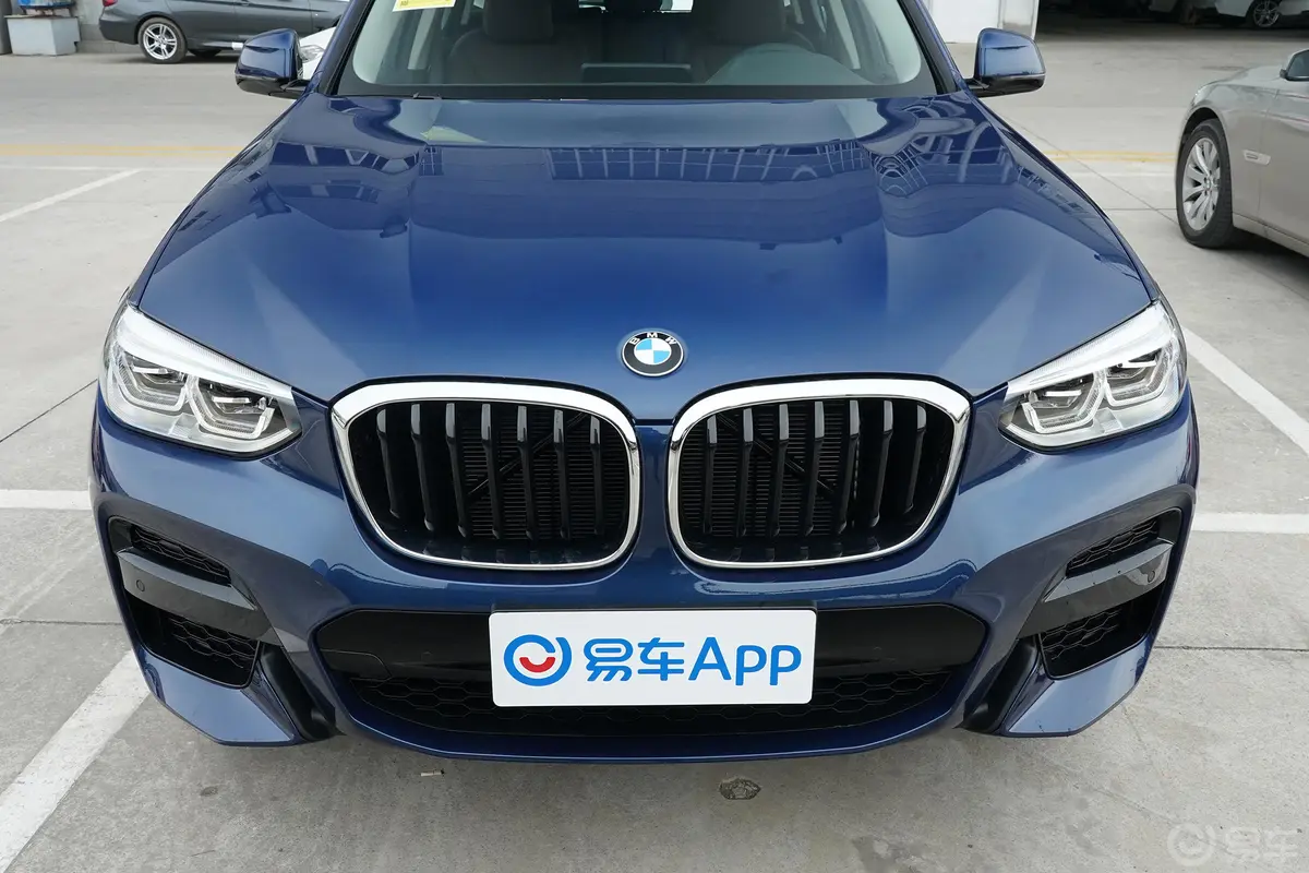 宝马X3xDrive 28i M运动套装外观